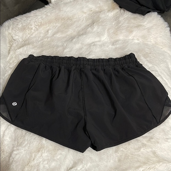 lululemon athletica Pants - lululemon Hotty hot short